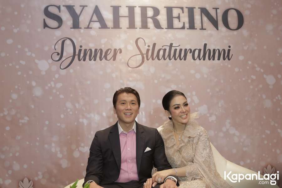 Syahrini dan Reino Barack