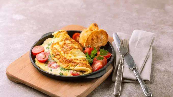 Resep Menu Sahur Omelet Keju
