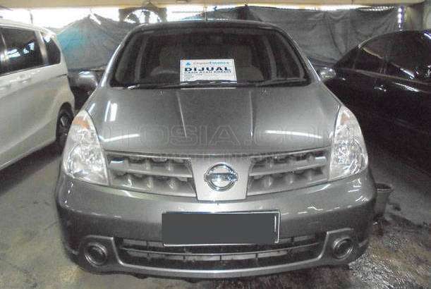 Mobil Bekas Nissan Grand Livina 1.5 XV