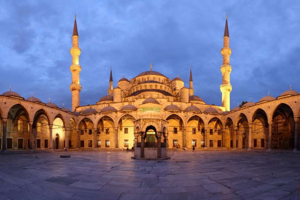 Masjid Biru