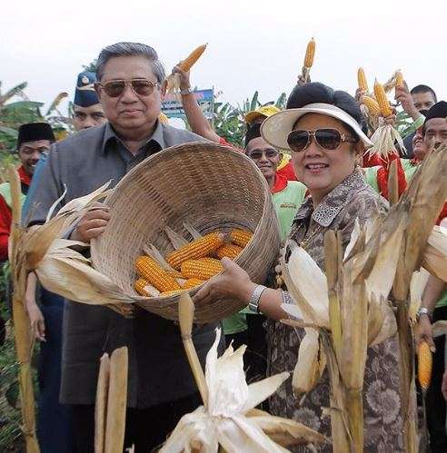 Ibu Ani Yudhoyono