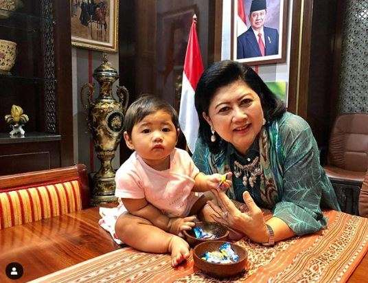Ibu Ani Yudhoyono