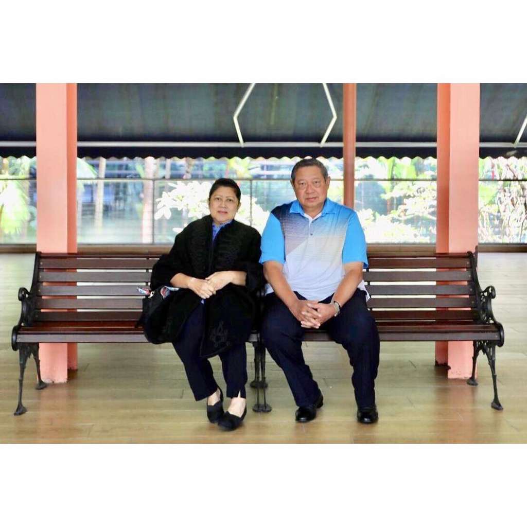 Ibu Ani Yudhoyono