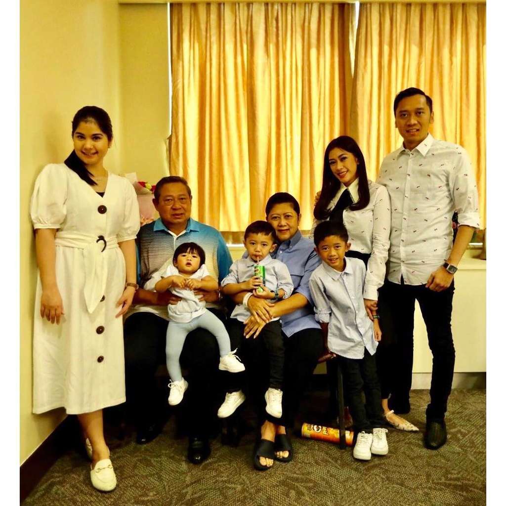 Ibu Ani Yudhoyono