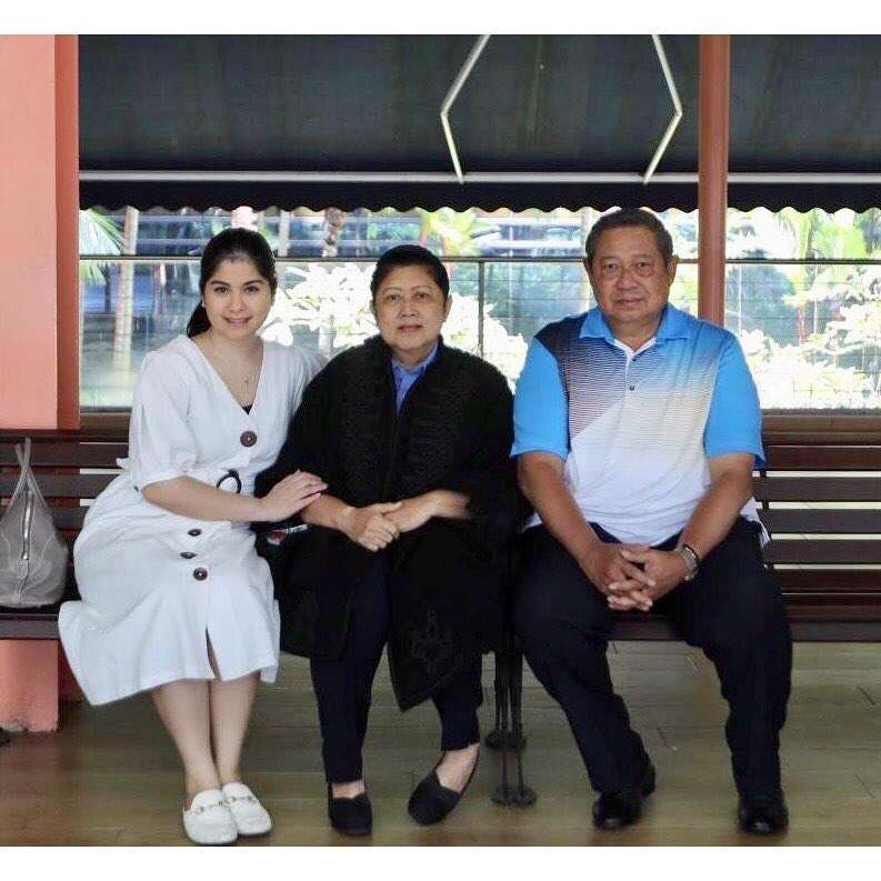 Ibu Ani Yudhoyono