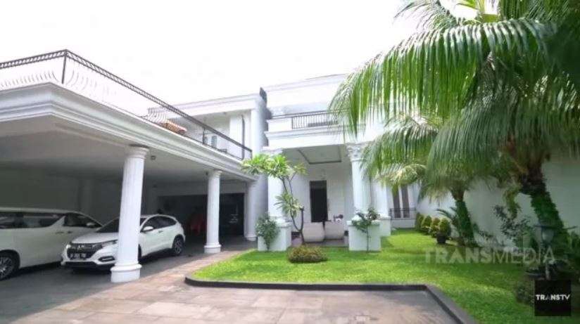 Rumah Mewah