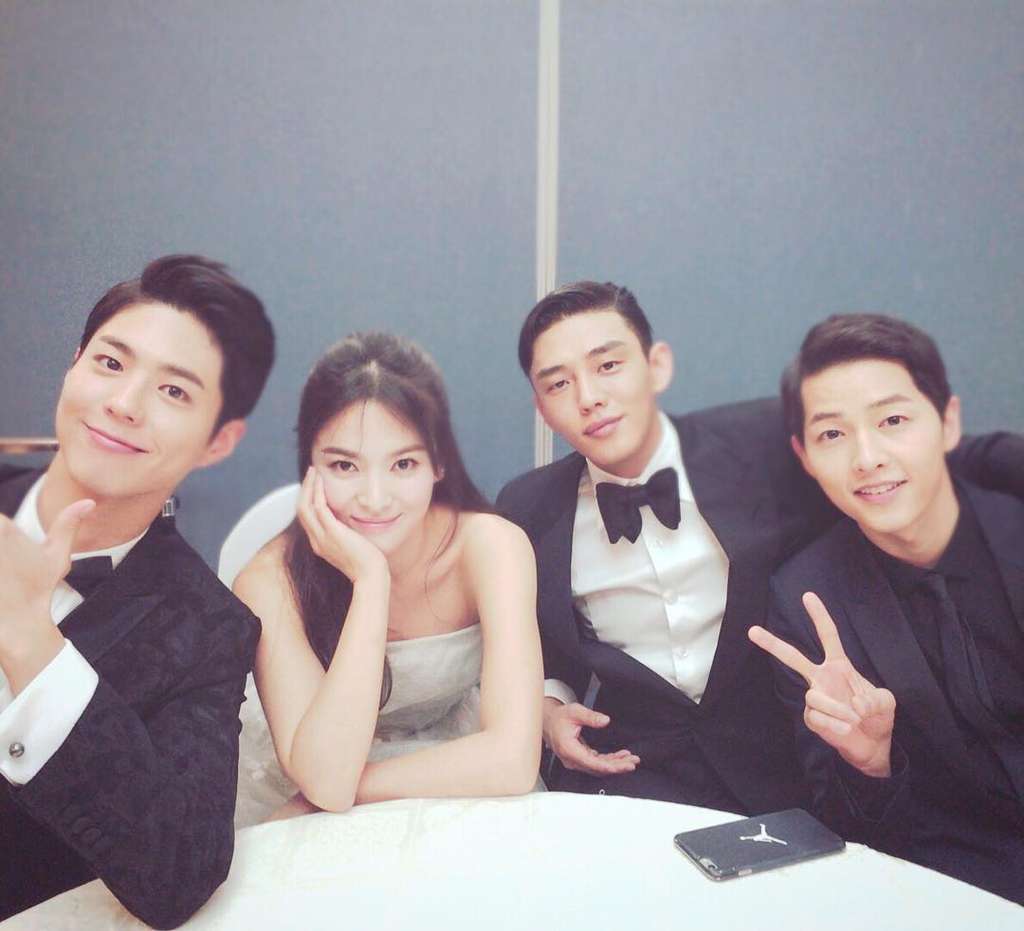 Kemesraan Song-Song Couple.