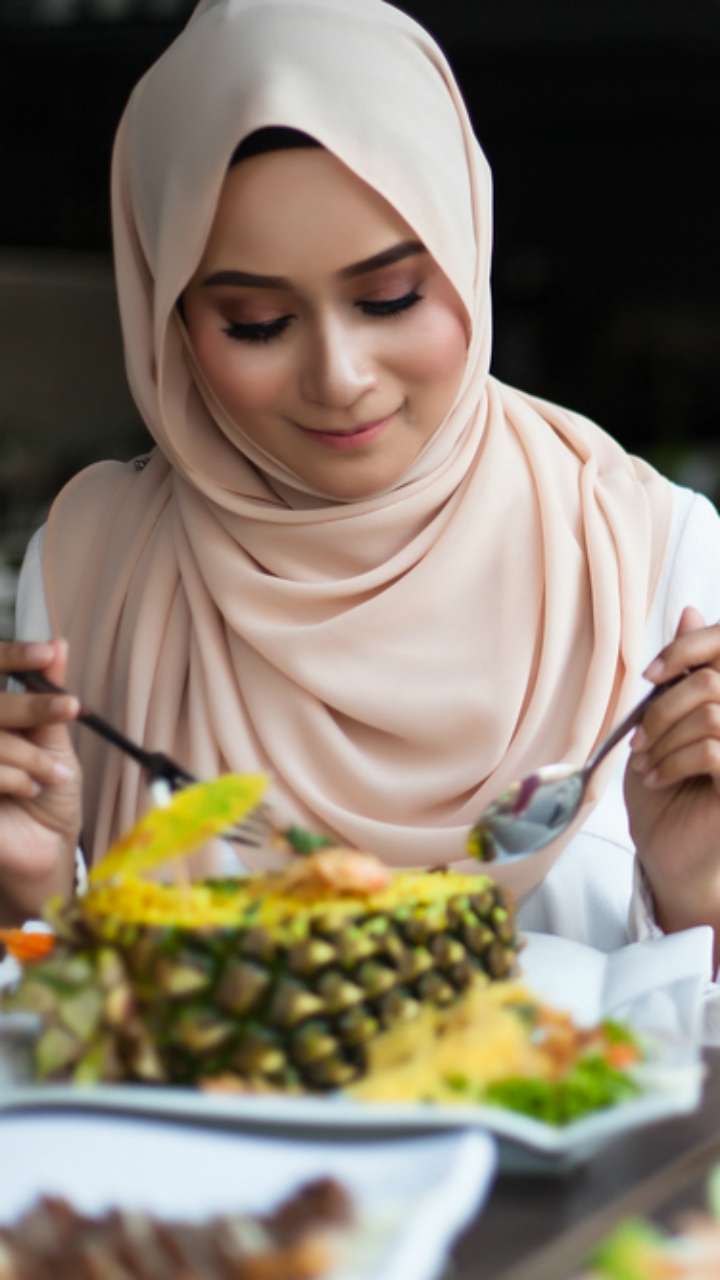 Ilustrasi Hijab Kuliner