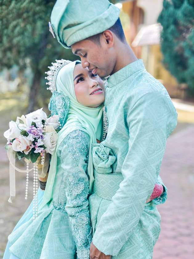 Menikah baru 3 bulan yang lalu.