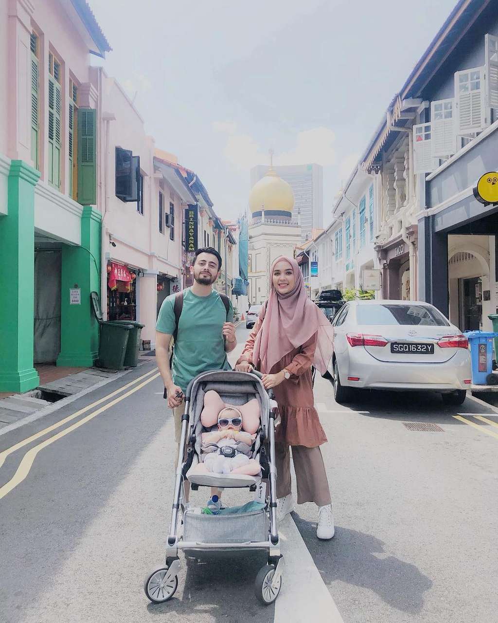 Inspirasi, 6 Potret Outfit Keluarga Ala Hamidah Rachmayanti
