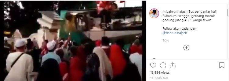 Peristiwa gapura jatuh (Foto: Instagram)