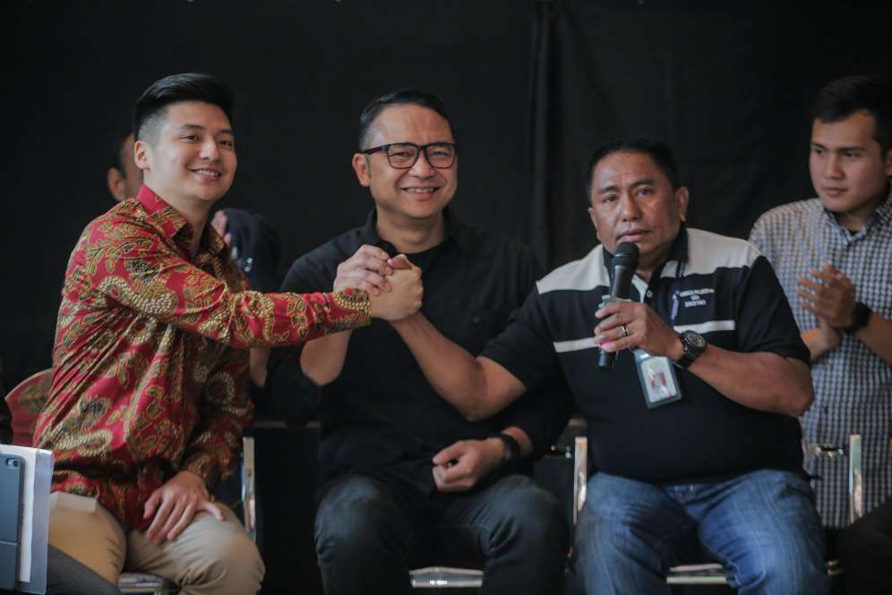 Damai Garuda Indonesia dengan Rius