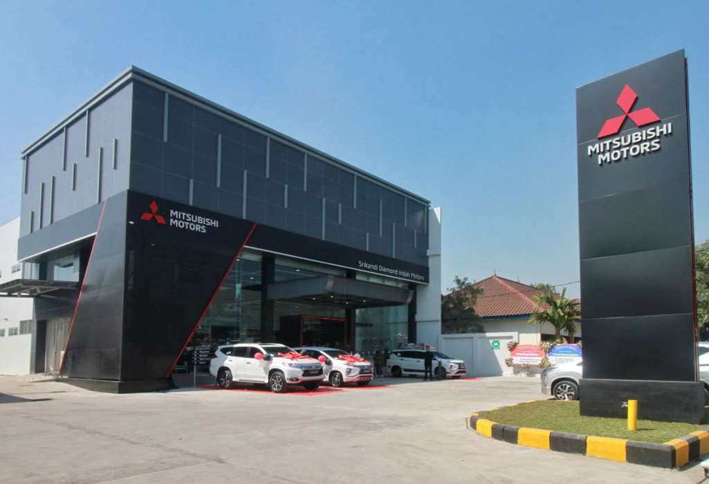 Mitsubishi buka diler di Mojokerto (1)