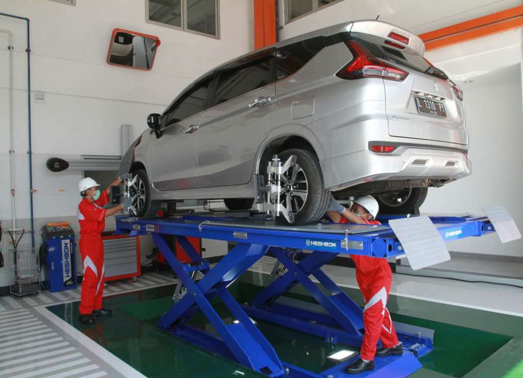 Mitsubishi buka diler di Mojokerto (2)