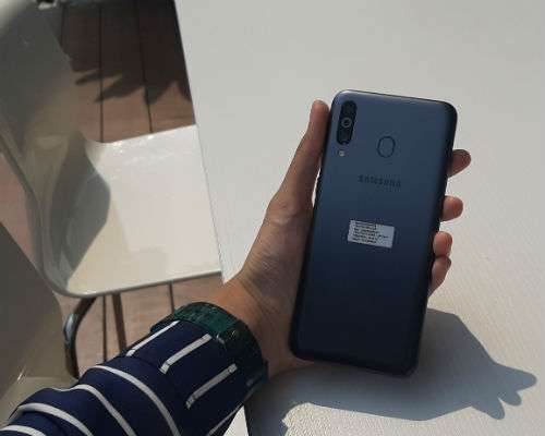 Samsung M30 (Foto: Dream.co.id/Cynthia Amanda Male)