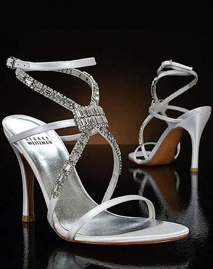 10 Sepatu dengan Harga Fantastis, Ingin Memilikinya?