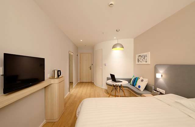 Kamar Hotel