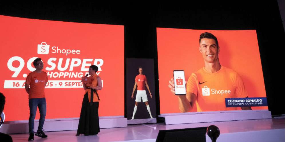 Cristiano Ronaldo menjadi duta dari Shopee