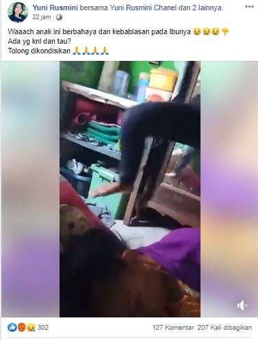 Video viral ibu di media sosial (Foto: Facebook)