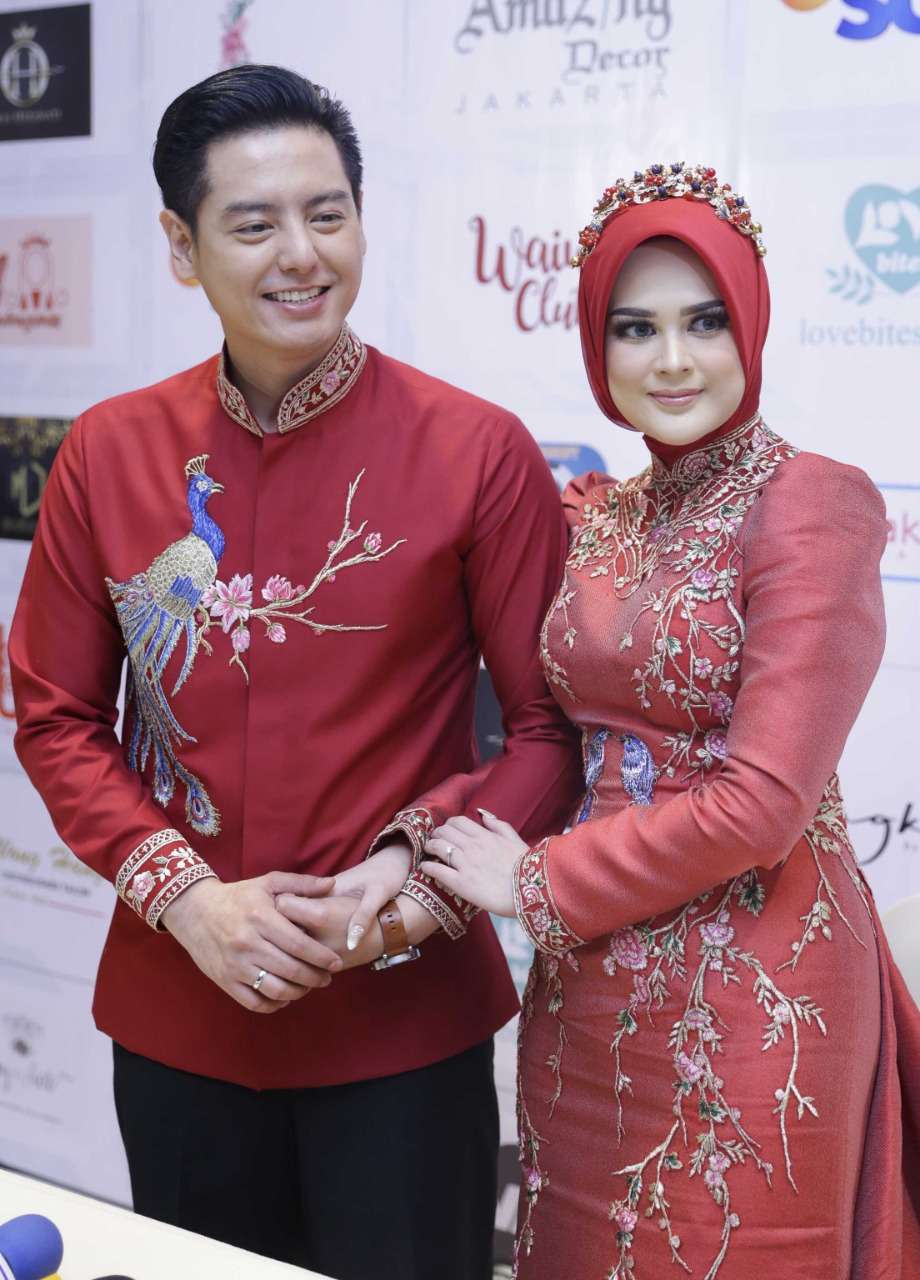 Roger Danuarta & Cut Meyriska