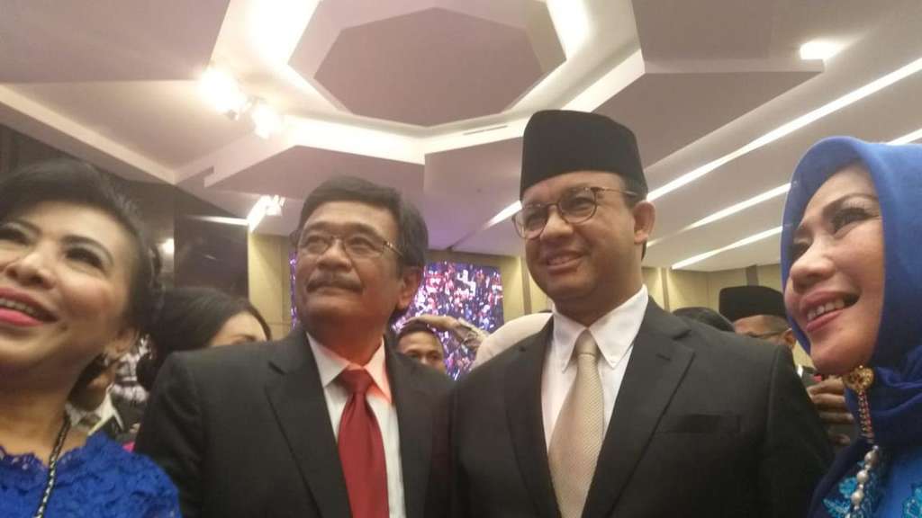 Gubernur DKI Jakarta, Anies Baswedan, dan Djarot Saiful Hidayat (Foto: Liputan6.com)