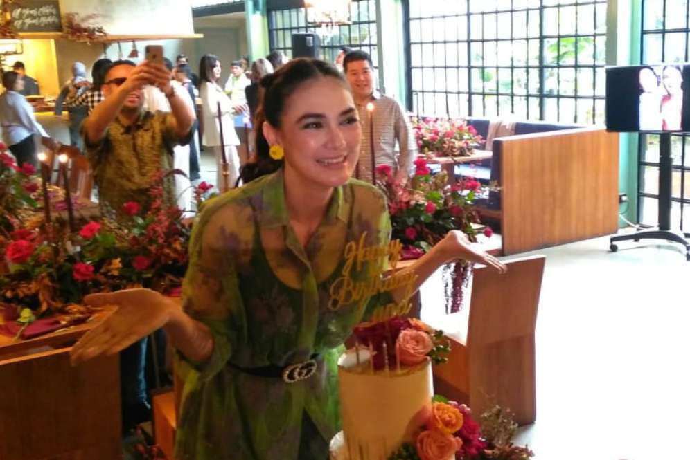 Pesta Ulang Tahun Luna Maya