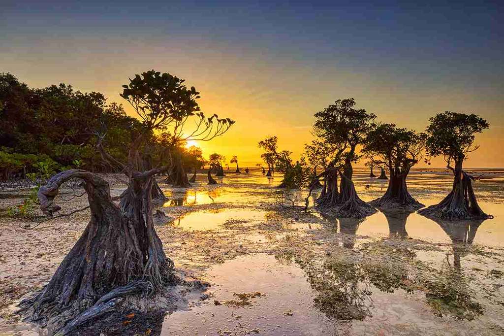 Pantai di Sumba