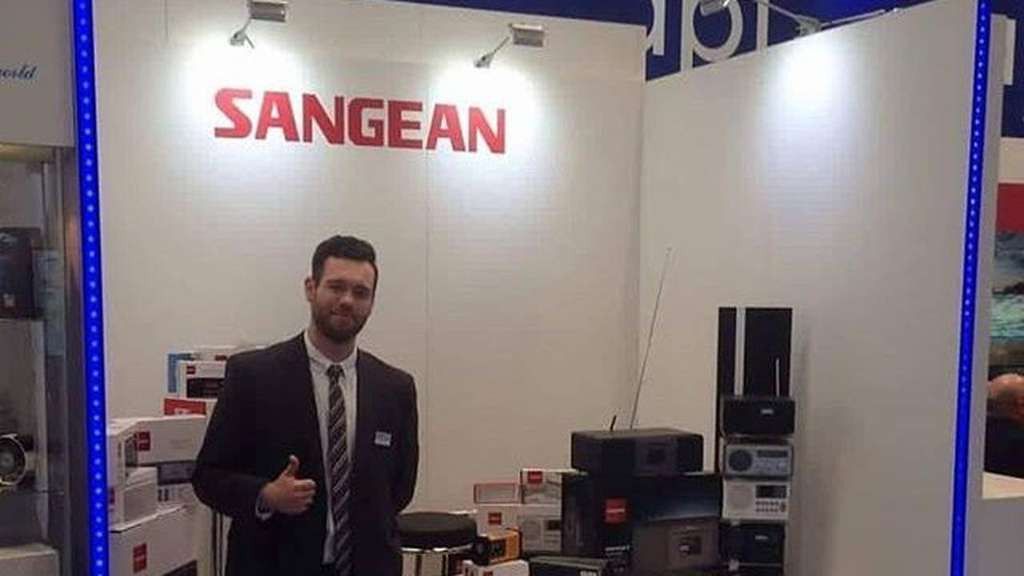 Nama Perushaan Unik