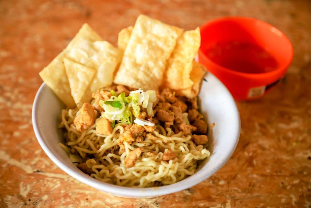 3 Cara Membuat Mie Ayam dari Berbagai Daerah