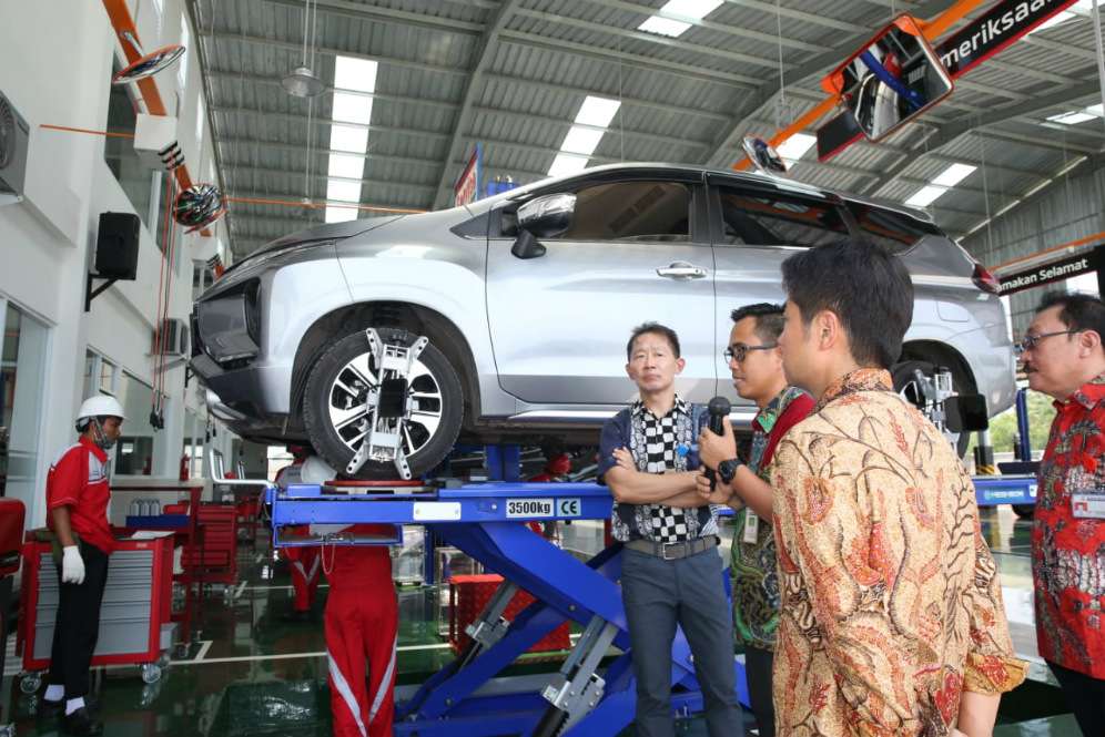 Mitsubishi Palembang