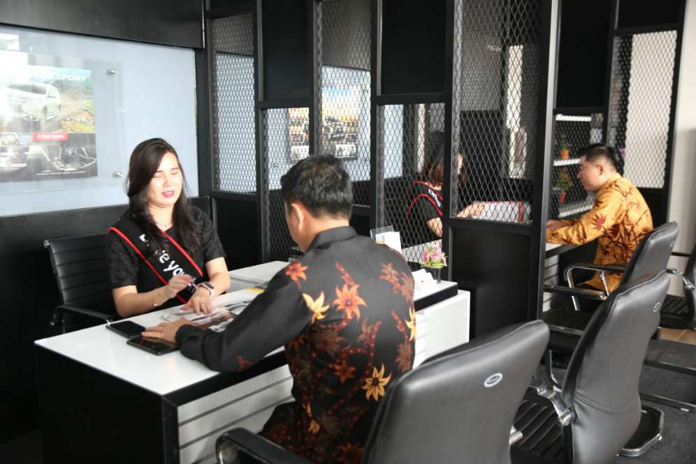 Mitsubishi Palembang