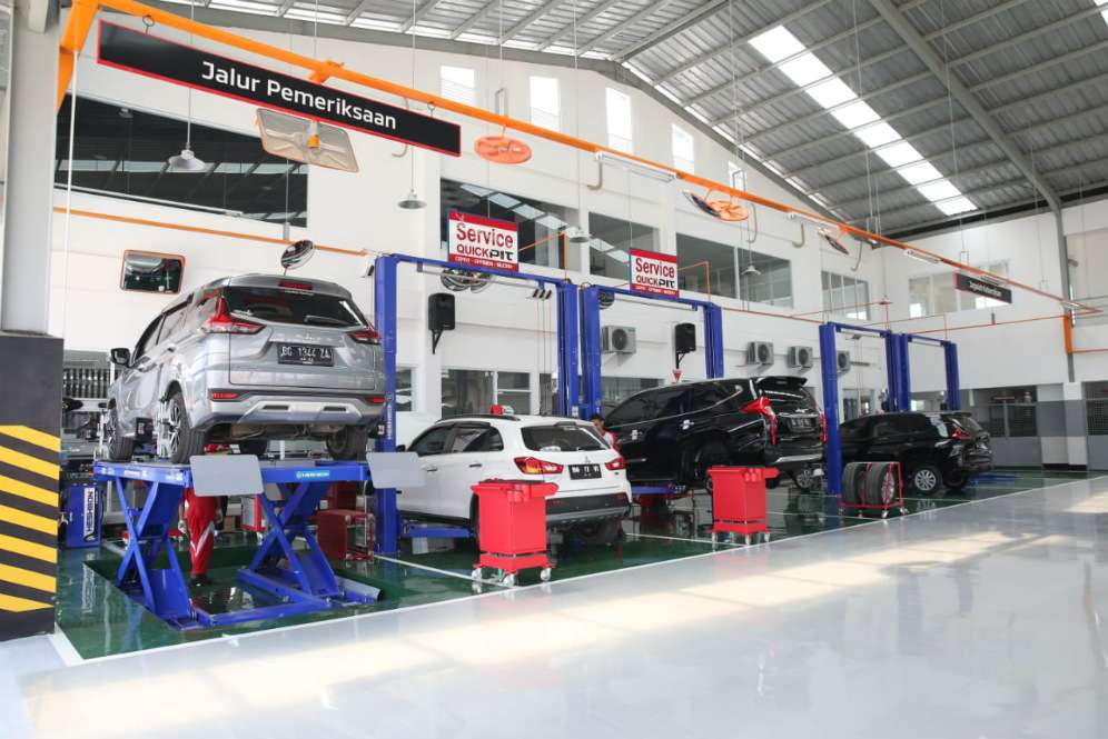Mitsubishi Palembang