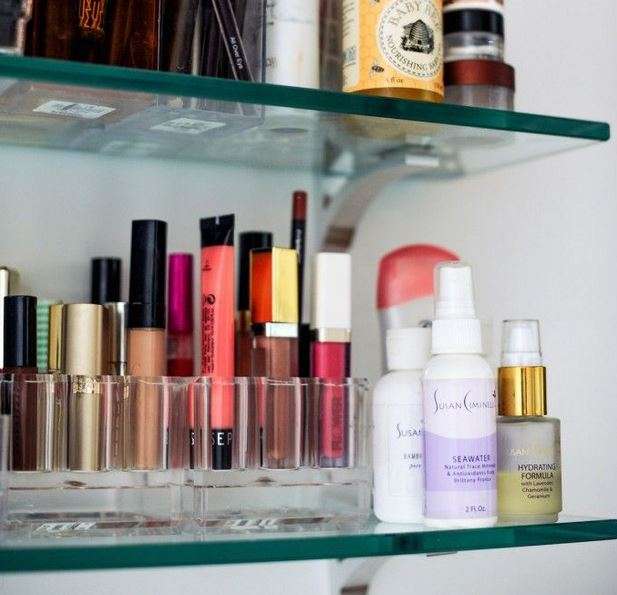 7 Cara Menata Make Up agar Terlihat Semakin Rapi