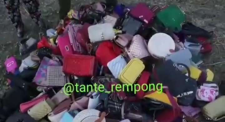 Tas