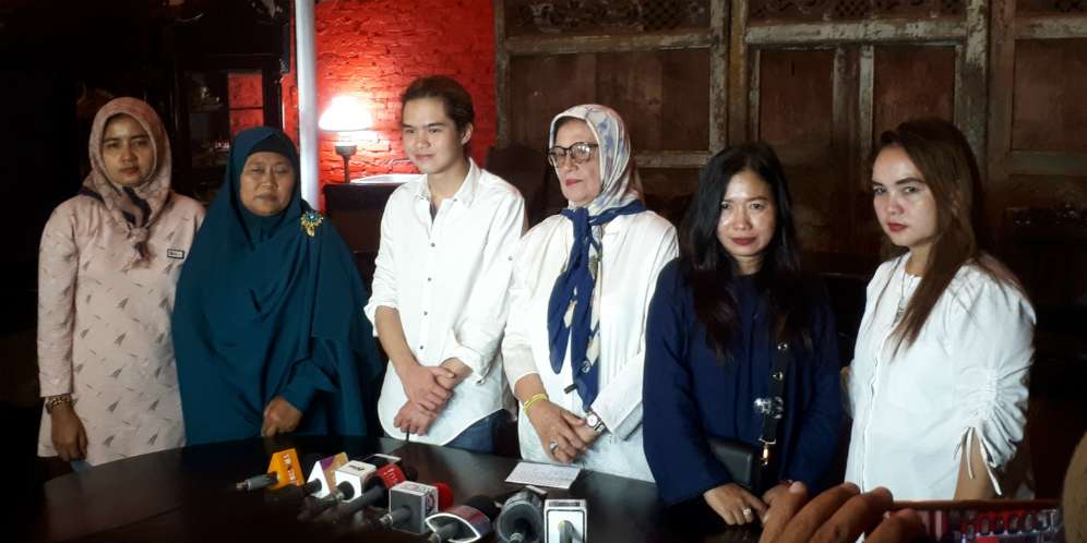 dul jaelani dan neneknya