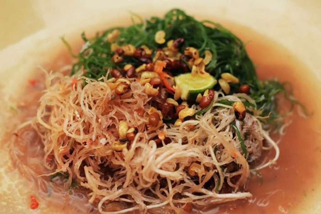 Rujak khas Indonesia