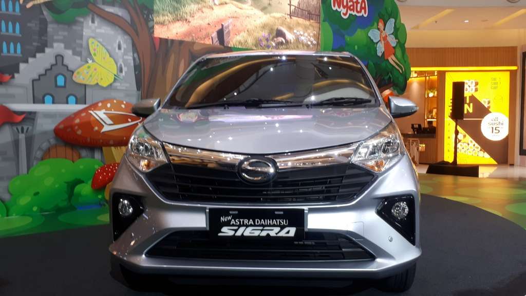 New Astra Daihatsu Sigra (1)