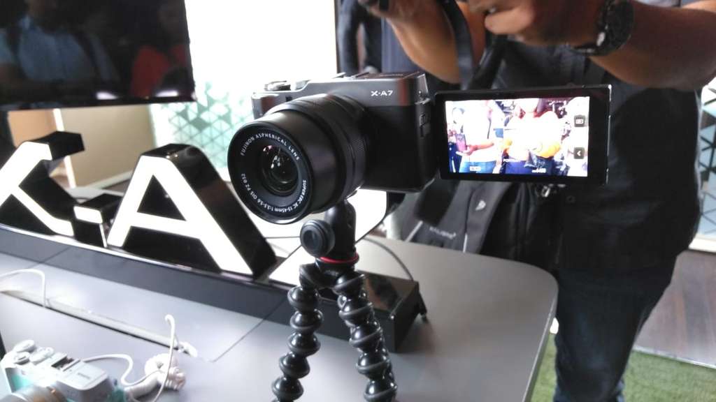 Fujifilm A-X7