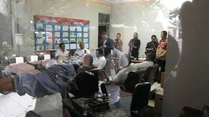 Ketua DPR RI dievakuasi