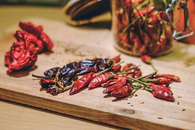 9 Makanan Penyebab Mimpi Buruk, Berani Mencobanya?