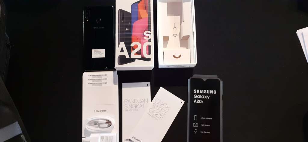 Samsung A20S