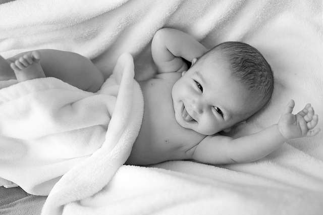 Cara Menyusui Bayi