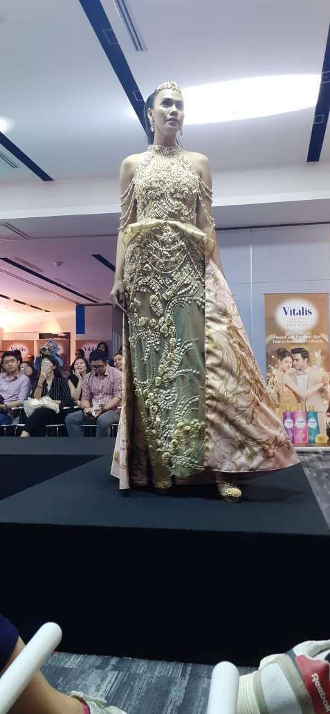 desainer diana putri