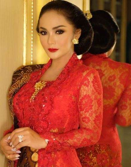 foto : @krisdayantilemos