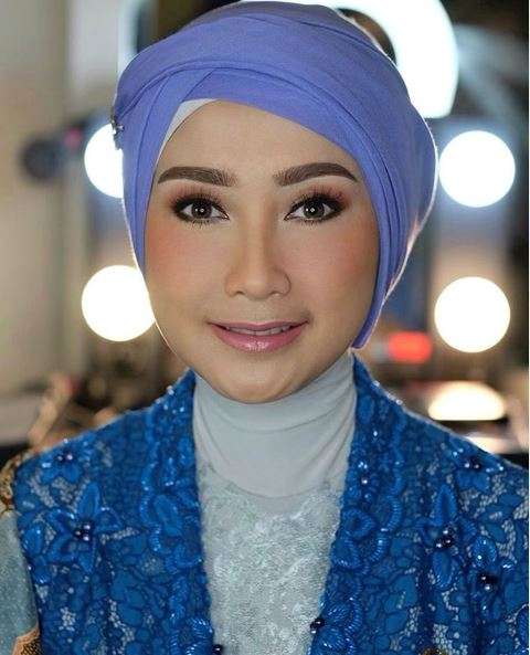 desy ratnasari
