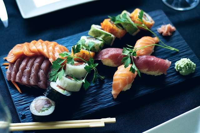 Cara Membuat Sushi