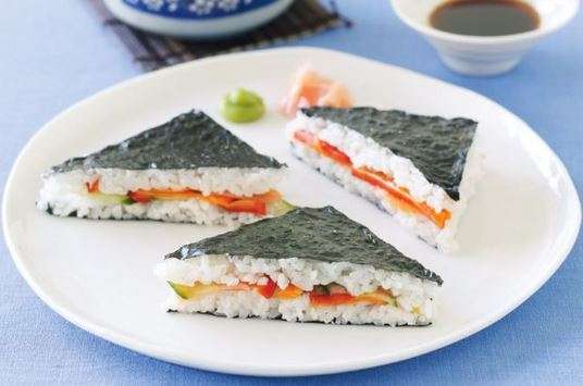 4 Cara Membuat Sushi Unik, Rumahan dan Seperti Restoran Bintang 5