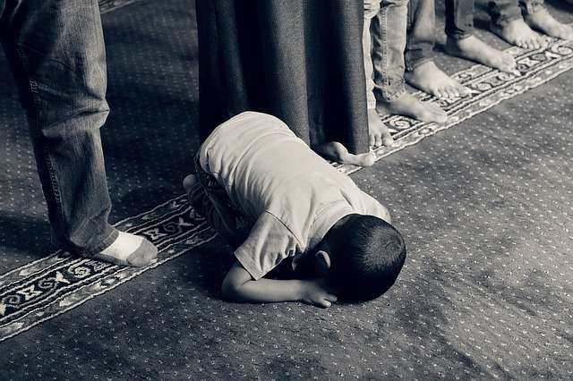 Cara Mengajarkan Anak Menghafal Alquran