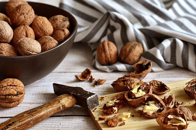 8 Makanan Sehat Mengandung Omega 3 Paling Tinggi, Cobain Yuk!