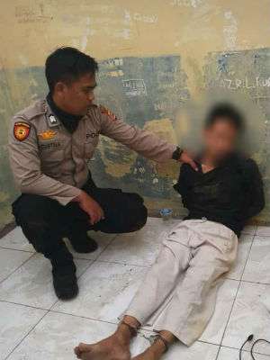 Pelaku penusukan